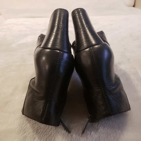 Steve Madden Marissa black bootie size 5.5 - Picture 9 of 12